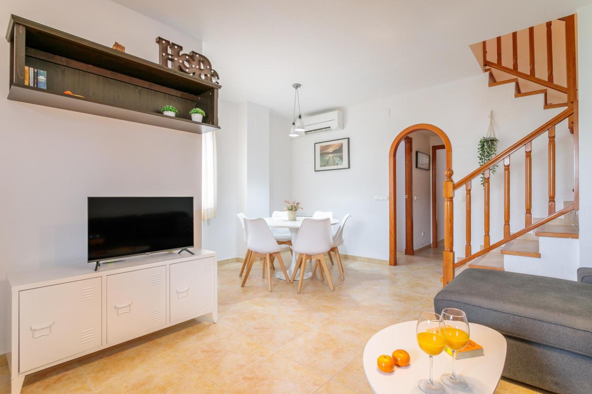 Montefaro Spacious Townhouse - Beach & Pool Santa Pola Εξωτερικό φωτογραφία