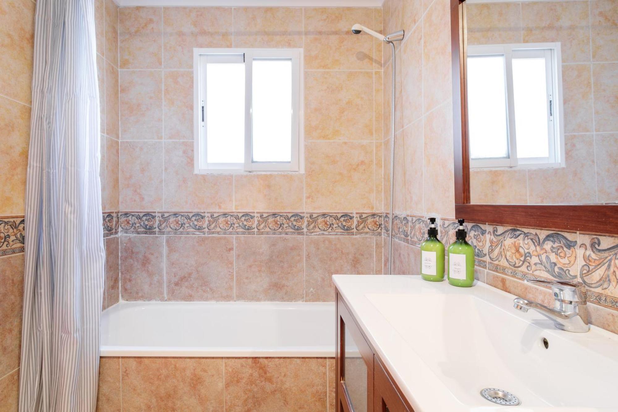 Montefaro Spacious Townhouse - Beach & Pool Santa Pola Εξωτερικό φωτογραφία